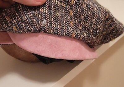 Bebe Pink Barbiecore Suede Multicolor Tweed Beret Bebe Tweed & Pink Suede Trimmed Beret | eBay main image 4