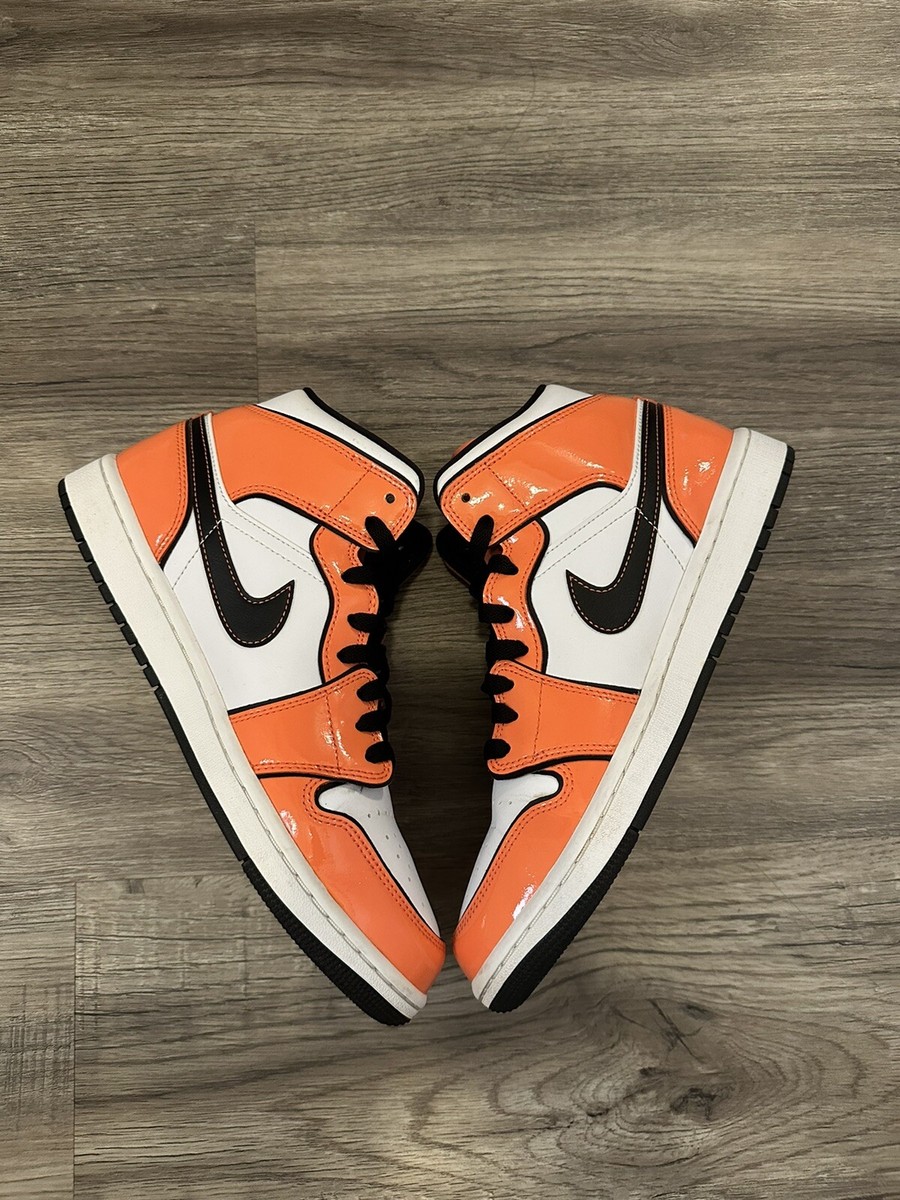 Men's Nike Air Jordan 1 Mid SE 