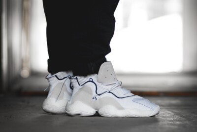  ADIDAS ORIGINALS CRAZY BYW LVL I BASKETBALL SHOE White/Purple CQ0992 SZ 11.5