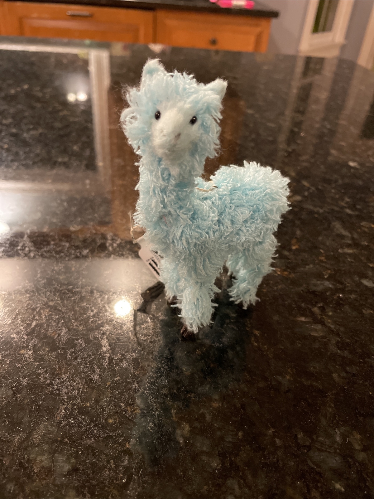 Urban Outfitters For You Llama Ornament Des Fetes New With Tags