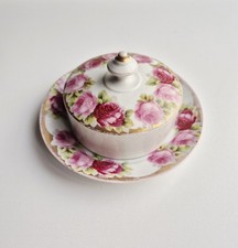 schöner alte Porzellan Butterglocke mit Rosendekor / Beyer & Bock / Tausendschön