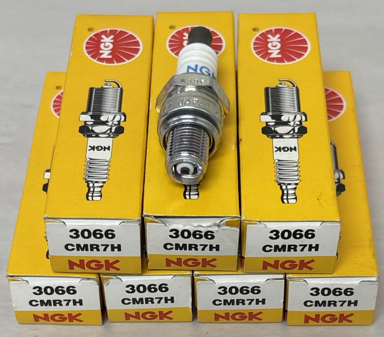NGK 3066 Nickel Spark Plugs For Lawn  Garden Tools QTY 7 PN #CMR7H #S1268
