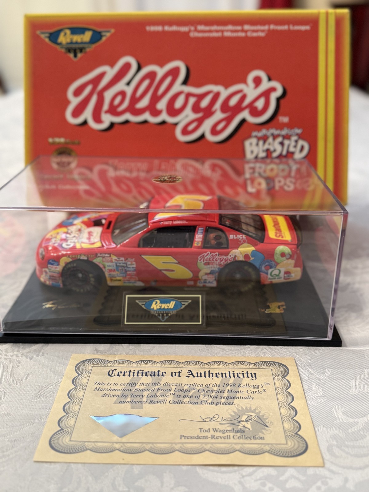 Terry Labonte #5 Kelloggs Marshmallow blasted Froot loops mc case and COA Revell