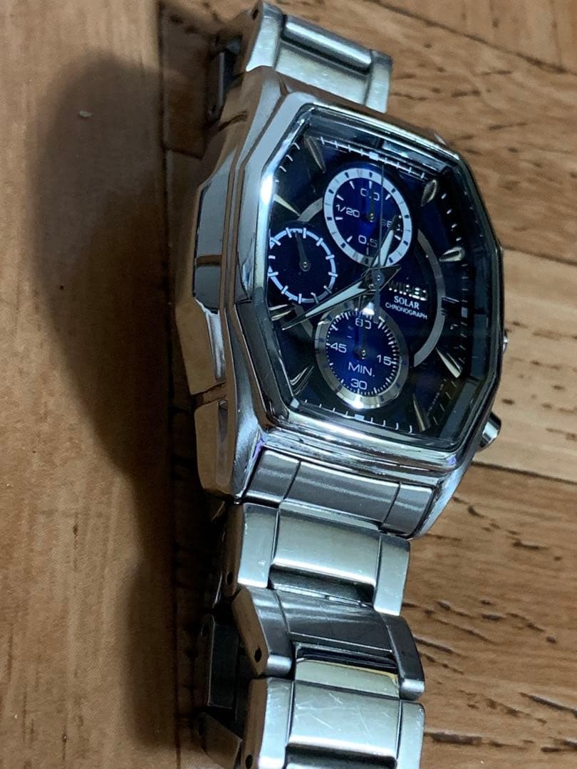 Seiko WIRED Solar Chronograph Watch V176 0AJ0 Luxury Timepiece For