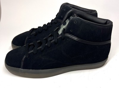 Reebok T-Raww Men s size 6  Sneaker Casual Shoe Black Suede-