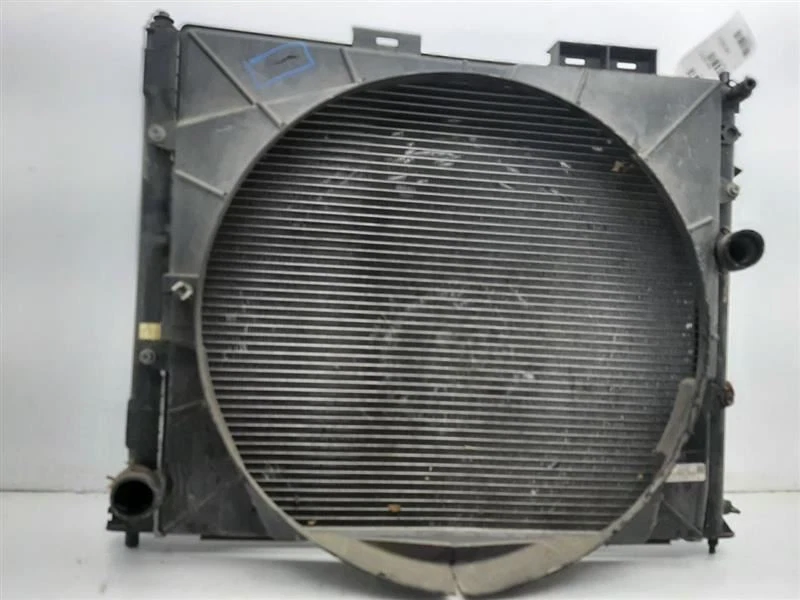 Radiador sin refrigeración adicional 07-10 Cadillac STS 19130362 Foto 2 de 4