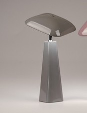 wiederaufladbare LED Tischlampe 70s-Style grau H. 36cm Melamin Formano