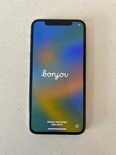 Apple iPhone X - 64GB - White (Unlocked) A1901 (GSM)