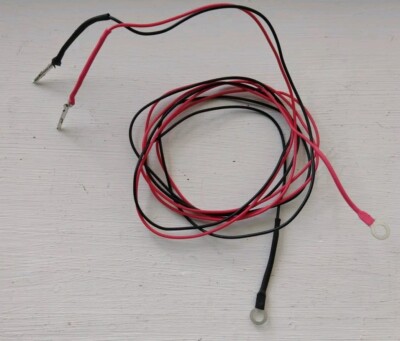 MODEL TRAIN OO GAUGE CONTROLLER TO TRACK LEADS