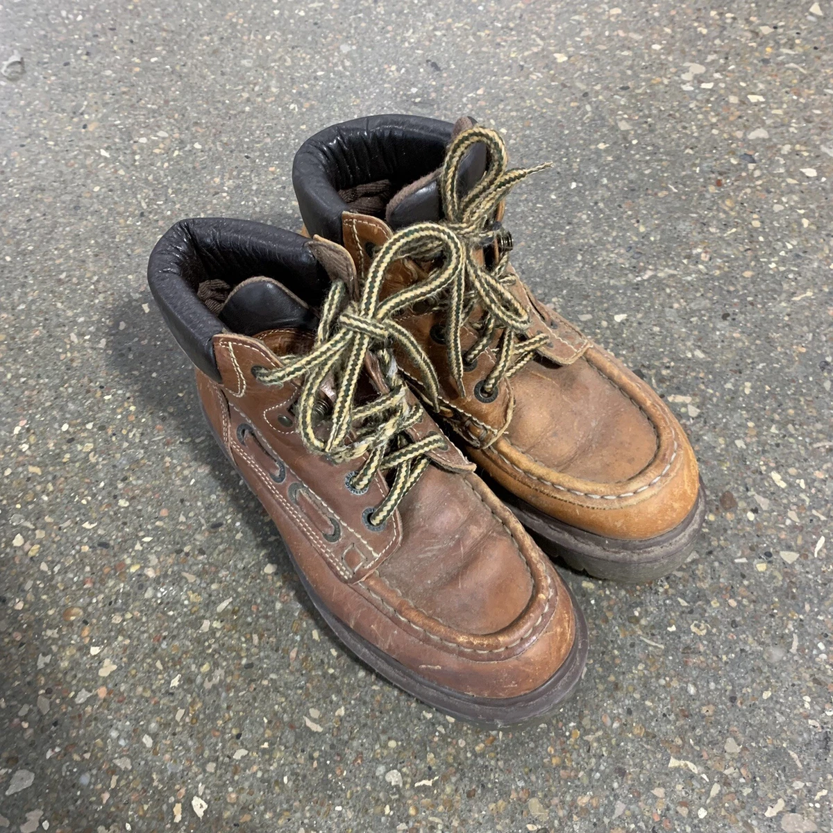 Doc martens sales moc toe