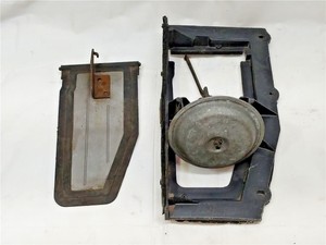 1984-1989-C4-Chevrolet-Corvette-A-C-Actuator-Motor-Pod-with-Door-Used-OEM-HVAC