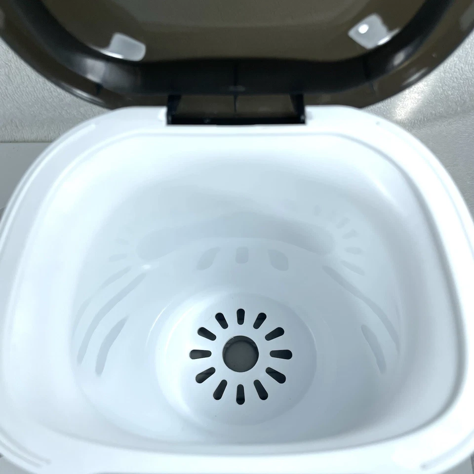 Tommee Tippee Go Intelligent Bottle Warmer Machine & New 9 Fl Oz Glass Bottle - Image 2 of 4