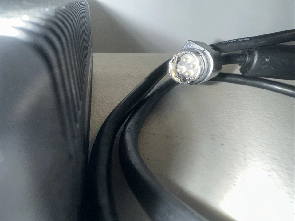 Total Power 4pin  1PCS / Charger Adapter HPU101-107 18V5.55A 4pin(no Ac Adapter) - Image 4 of 4