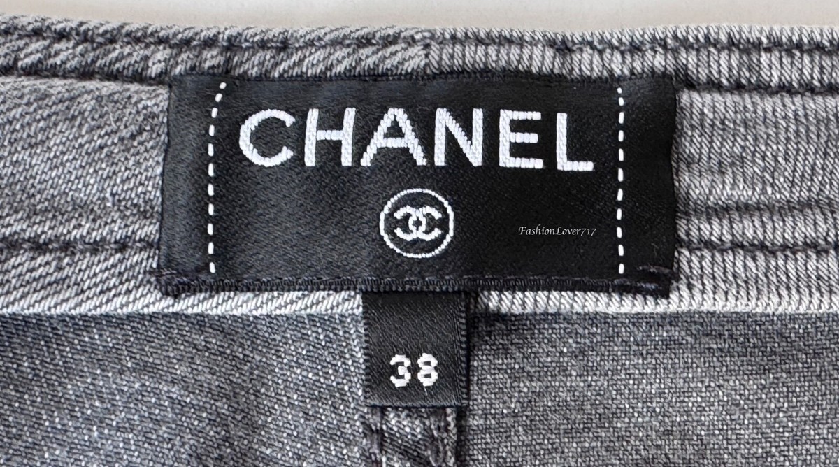 CHANEL IDENTIFICATION デニムベスト 38 CHANEL IDENTIFICATION デニムベスト 38