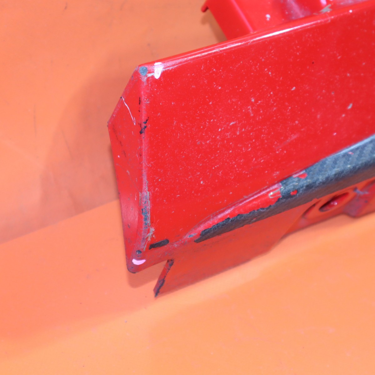 Ferrari 488 2016-2020 Left Rocker molding P/N 086612300