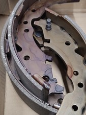 Bremsbacken Ersatz Neu Original Toyota Land Cruiser- Hiace OE:0449526111