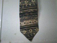 J Garcia Limited Edition Men  s Tie. GREAT FLORAL SPRING PATTERN FAST SHIP