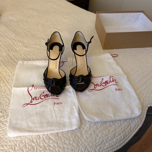 Christian Louboutin Pumps