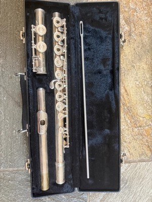 Gemeinhardt 3 open hole  flute. Made in USA