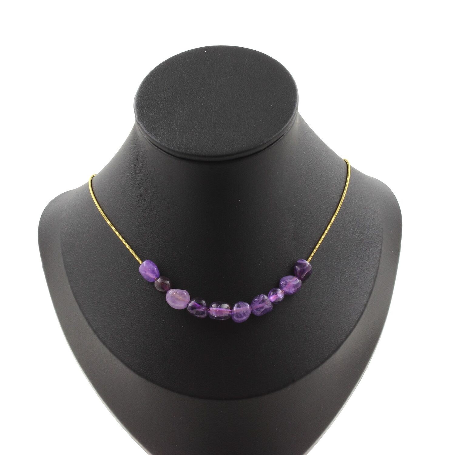 Collier en Améthyste du Brésil de qualité gemme et sa chaine dorée raffinée