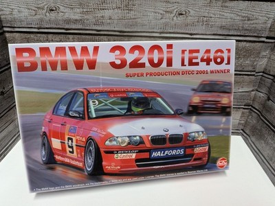 Platz Nunu BMW 320i DTCC 2001 Winner Plastic Model Car Kit 1:24 Scale