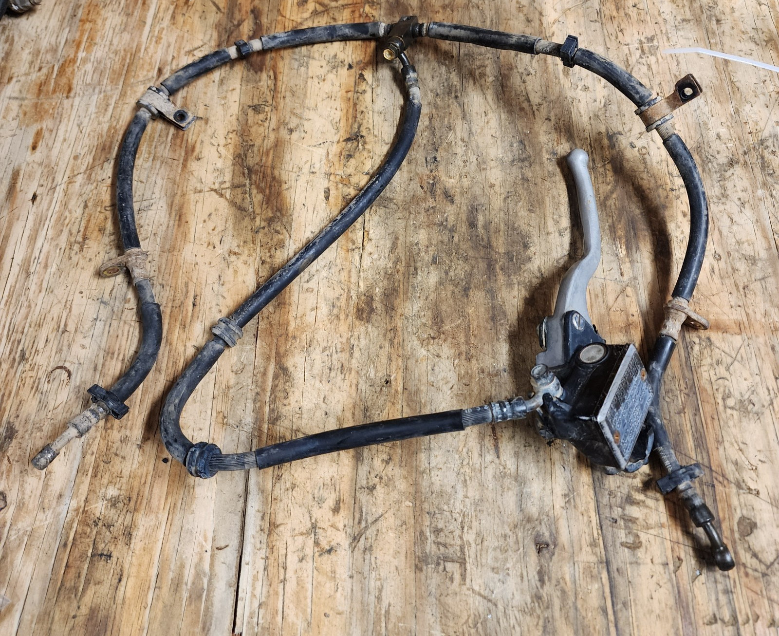 2002 HONDA FOREMAN 450 4X4 TRX 450FE OEM FRONT MASTER CYLINDER BRAKE HANDLE