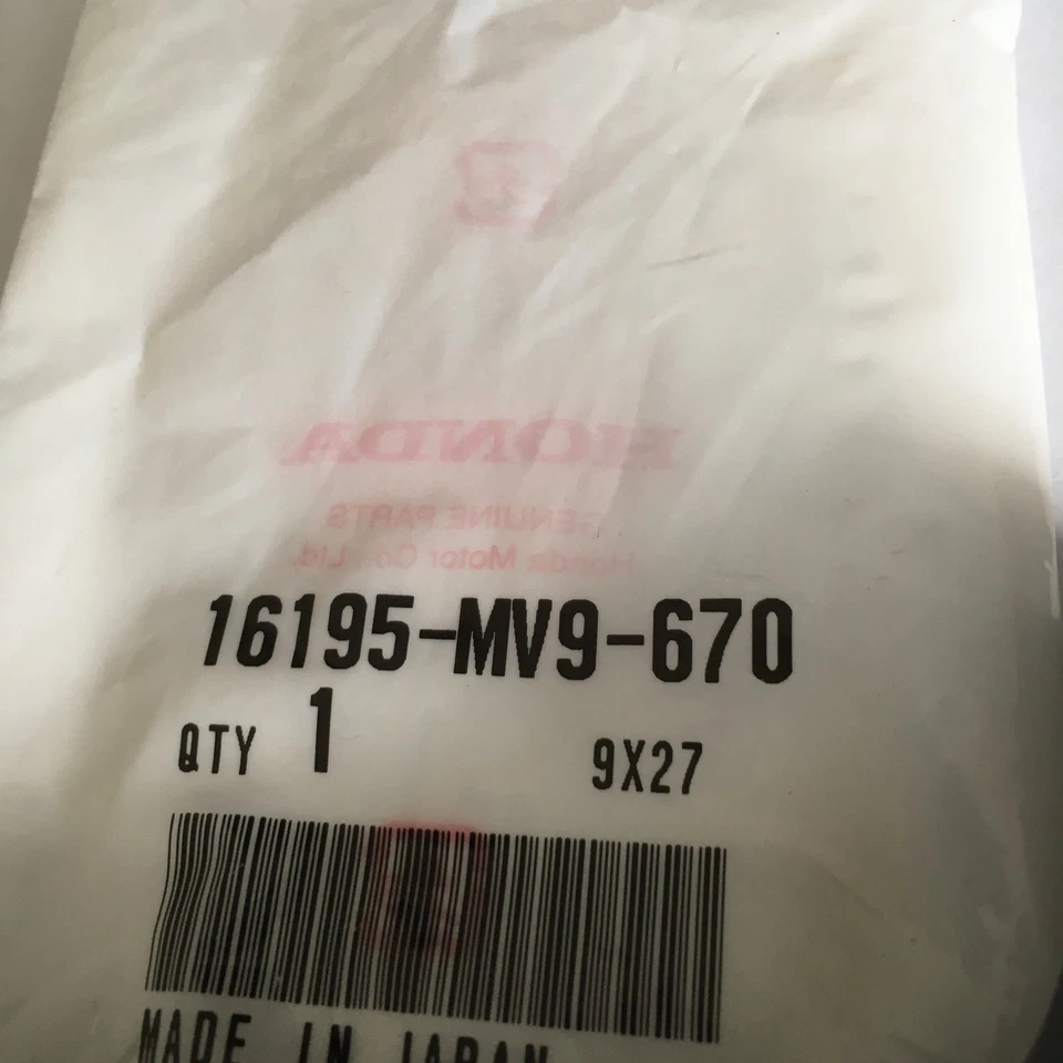 Tubo carburador Honda CBR600F 1991-1998 CBR900RR Fireblade 16195-MV9-670 Foto 2 de 4