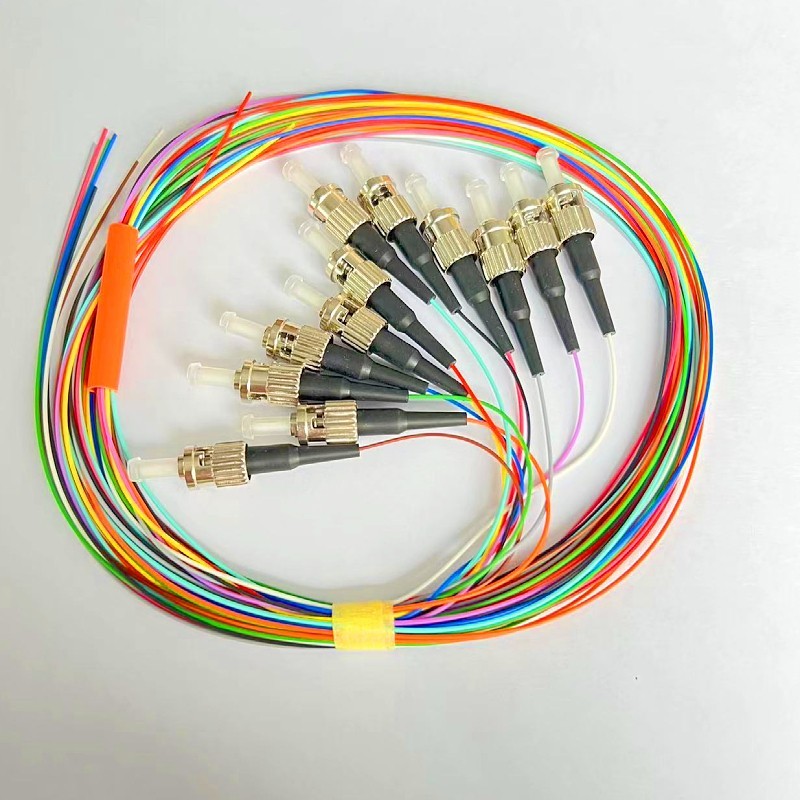 LC/SC/FC/ST UPC APC Fiber Optic Patch Cable 1m 1.5m Fanout Fiber ...