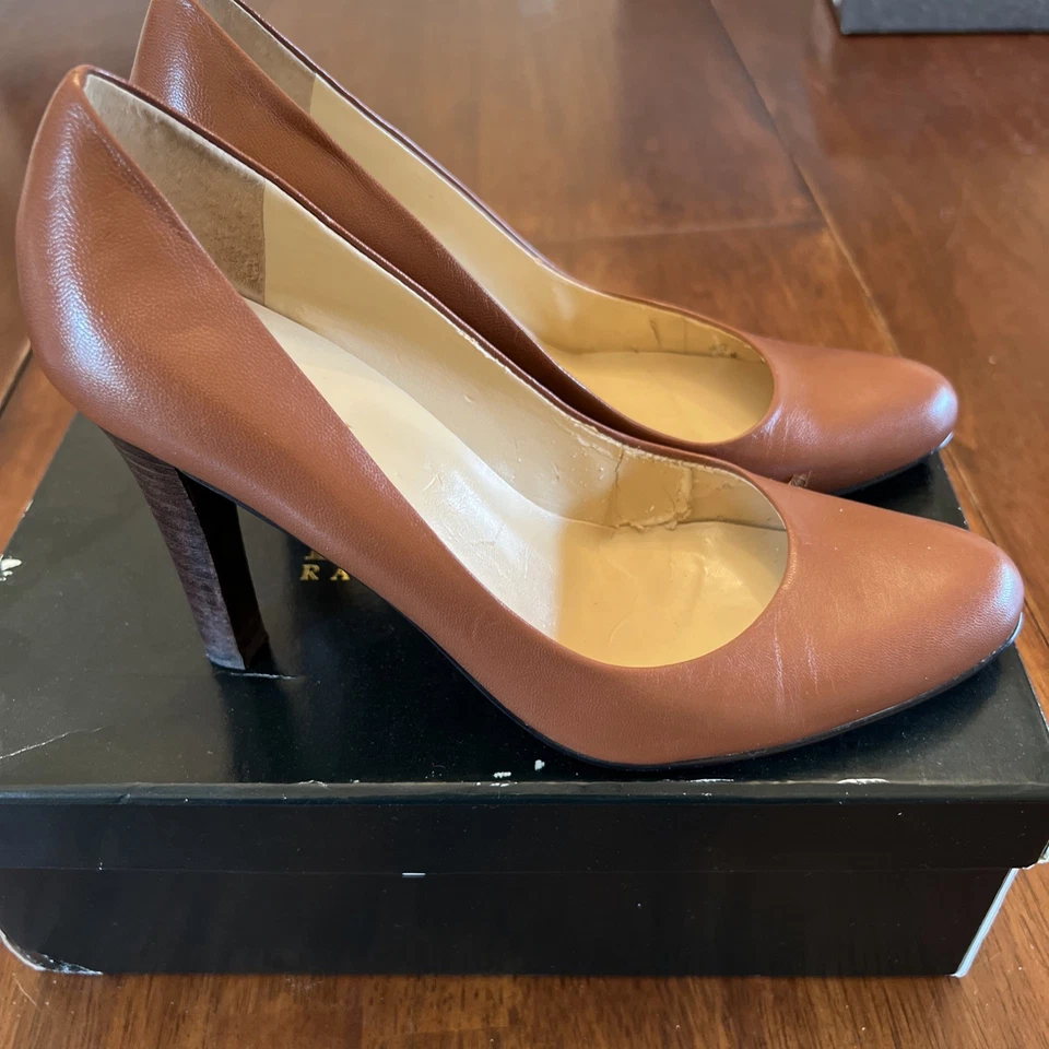 Zapatos de tacón clásicos Ralph Lauren Zamora para mujer, polo cuero tostado, talla 7B Foto 4 de 4