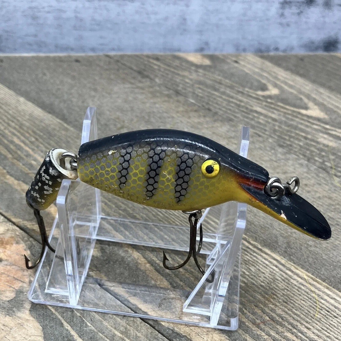 Vintage Sparkle Tail Jointed Crank Bait Fishing Lure Red Eye