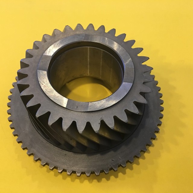 ZF S542 Transmission 5th Gear Main Shaft 30 Teeth Zf4218a for sale