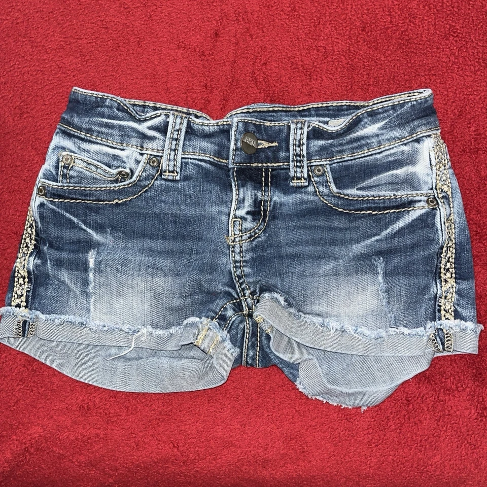 Женские шорты Miss Me размер 24. Отличное состояние товара. Супер милый! - Изображение 2 из 4