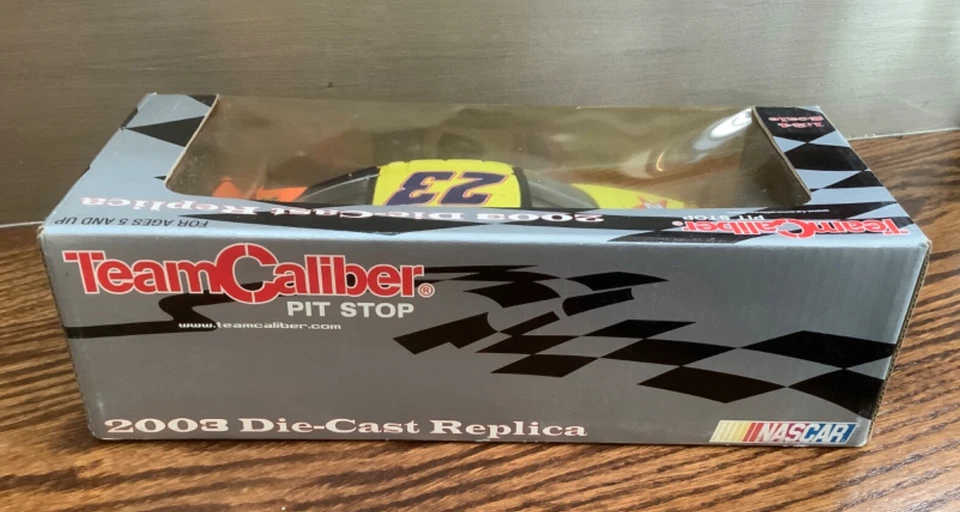 Team Caliber Pit Stop 2003 NASCAR #23 Kenny Wallace - Apilador 2 1:24 Die Cast Foto 4 de 4