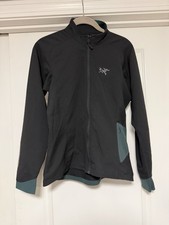 Arc'teryx women's black lightweight full-zip running jacket, Women  s Size Small