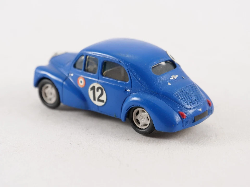 Renault 4CV #12 In Resina 1/43 - Immagine 3 di 4