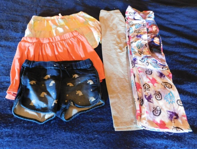 Medium & LG ( 10/12) Lot of 5 Girls Clothing  Skirt, Shorts, Biker Shorts 2 pc p