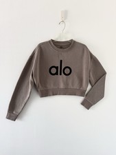 SzL Alo Yoga Cropped Crew Neck Logo Sweatshirt In Taupe And Black