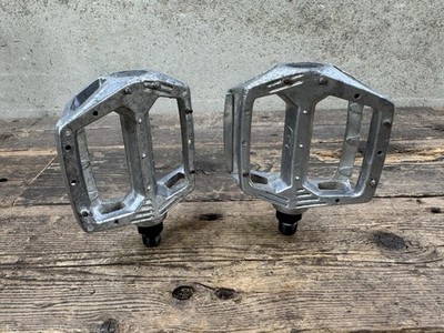 gt bmx pedals 9/16  Vintage Mid School Bmx RARE