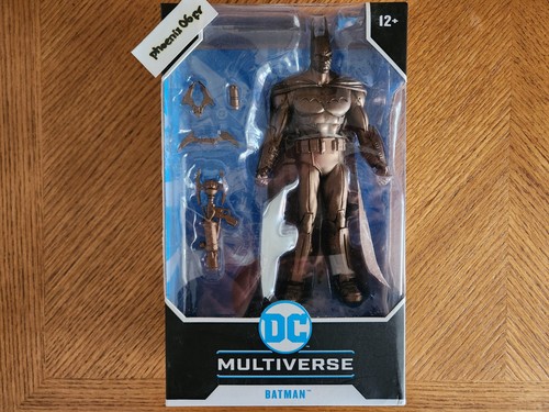 DC 15167 Arkham Asylum Batman Bronze Edition