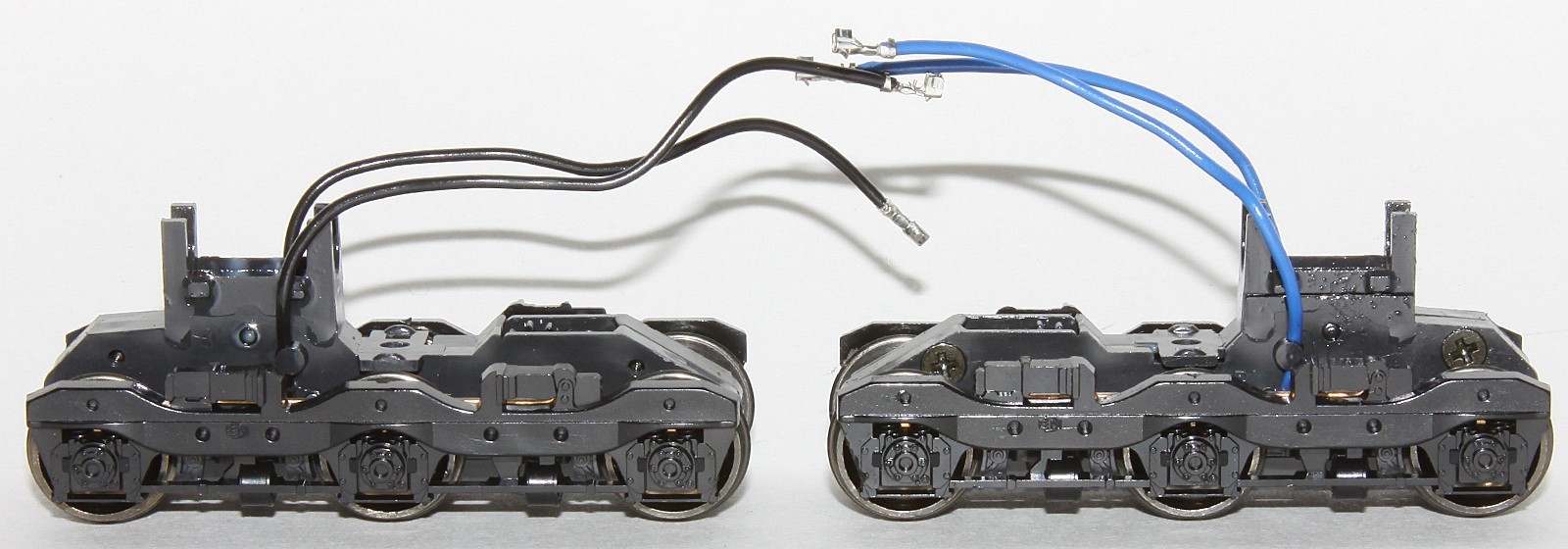 Kato SD40 SD45 Flexicoil Black Power Truck Assemblies HO Scale