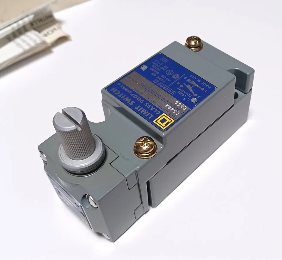 Interruptor de límite y cabezal de torreta Square D 9007C54A2 de alta resistencia - Nuevo en caja Foto 2 de 4