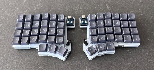 Silakka54 Split Ergonomic Mechanical Keyboard - Sofle, Corne, Ferris, Lily58 - Picture 2 of 7