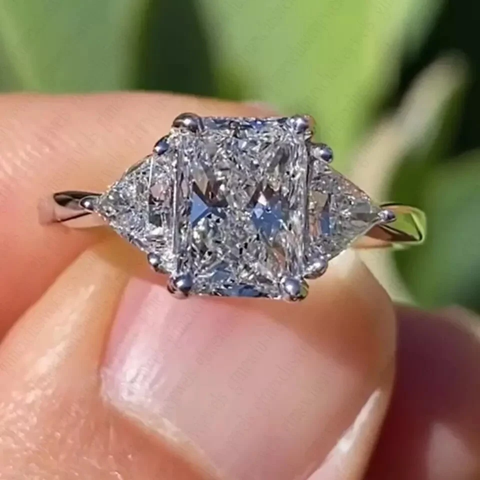 Помолвочное кольцо сияющим муассанитом 2,40 карата с покрытием из белого золота 14 карат - Изображение 3 из 4