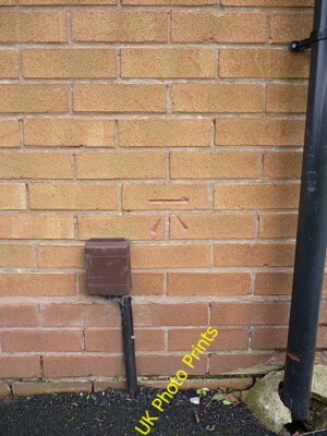 Foto 6x4 OS Benchmark - Sutton Hill, 9 Smallwood Blists Hill An OS Cutma c2015