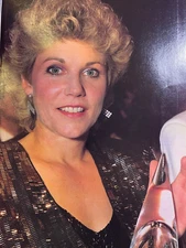 1985 Country Singer Anne Murray