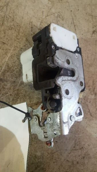 2002-09 GMC Envoy Chevrolet Trailblazer FRONT PASSENGER Side Door Lock Actuator - Imagem 3 de 4