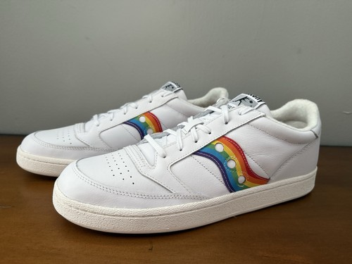 NEW Men’s Saucony Jazz Court Retro Sneakers Shoes Pride Rainbow Size 13 White