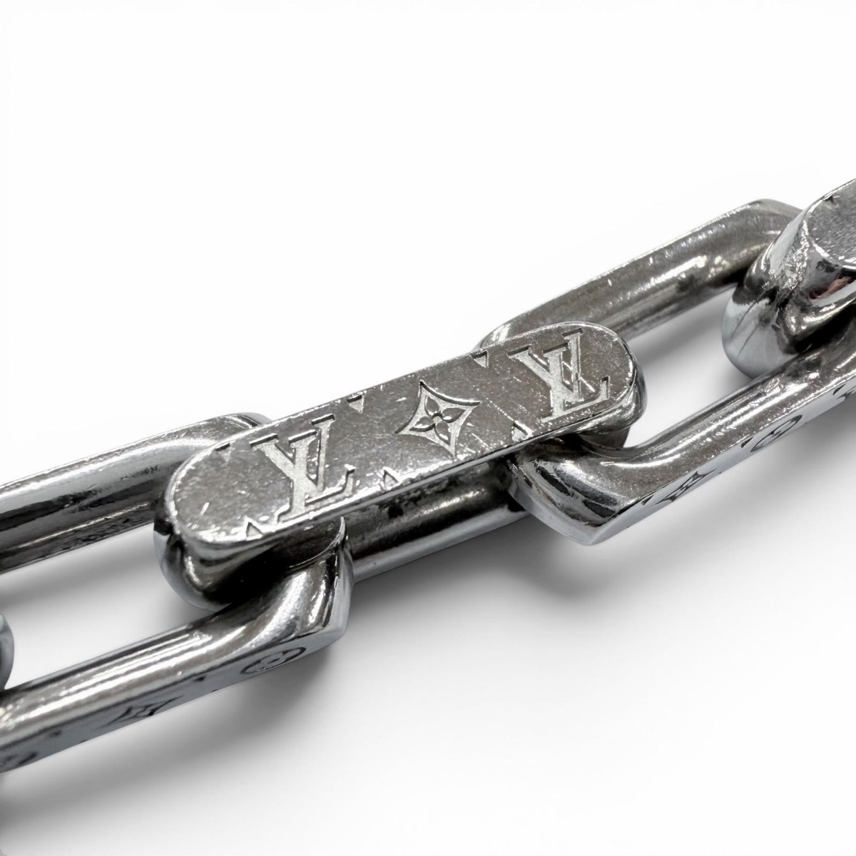Great LOUIS VUITTON Necklace Collier Chain Monogram Silver mens