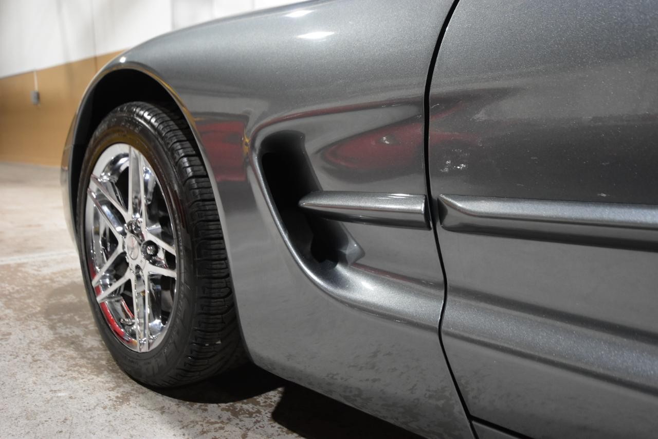 2004 GREY Chevrolet Corvette   | C5 Corvette Photo 9