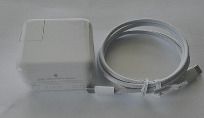 Genuine Apple 30W USB-C Power Adapter Charger MR2A2LL/A Model 1882
